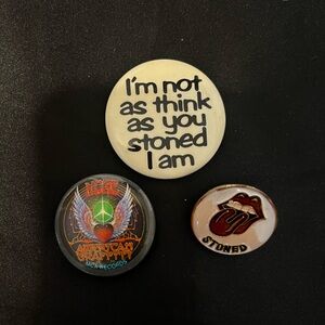 Vintage pins 1970-1980